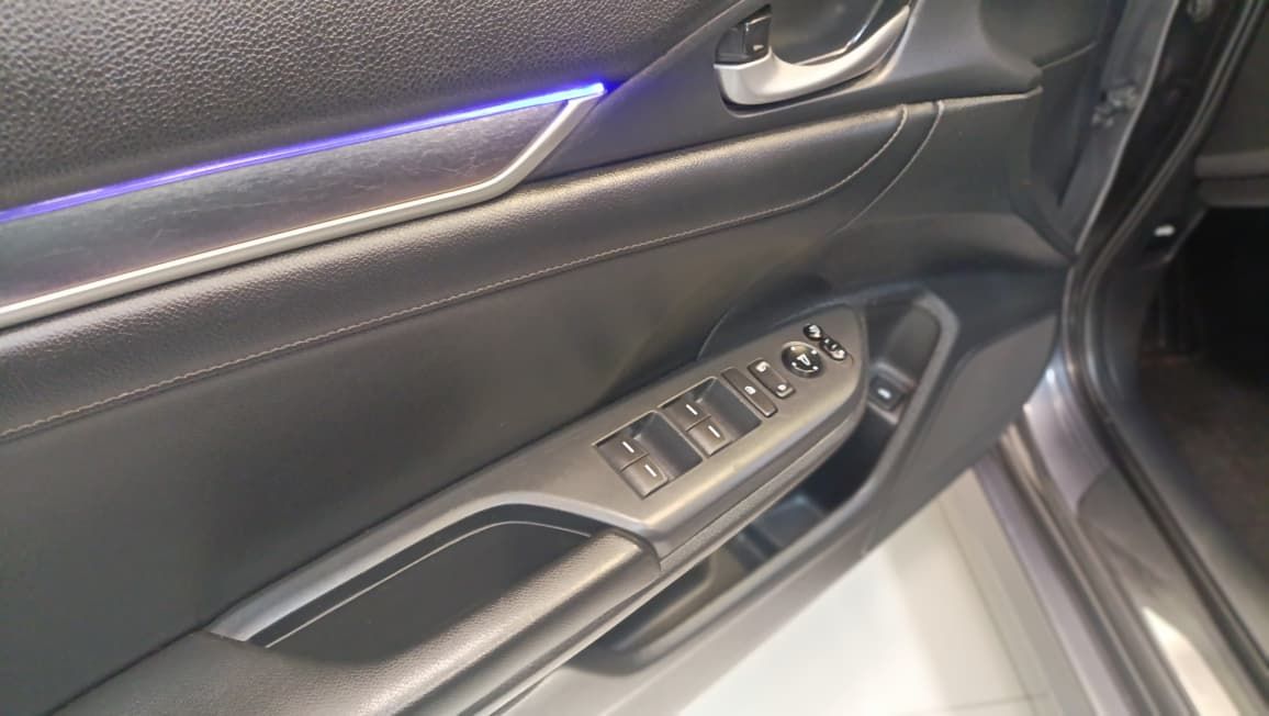 honda civic touring cvt 2018