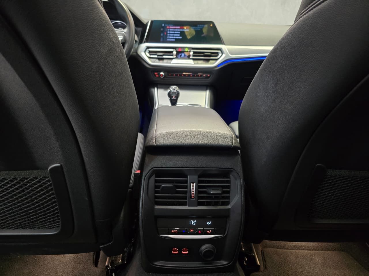 bmw 330i automatica 2.0 com teto solar 2020