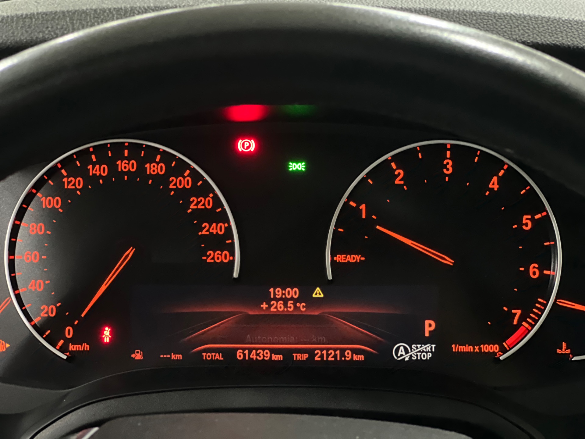 bmw 330i automatica 2.0 com teto solar 2020