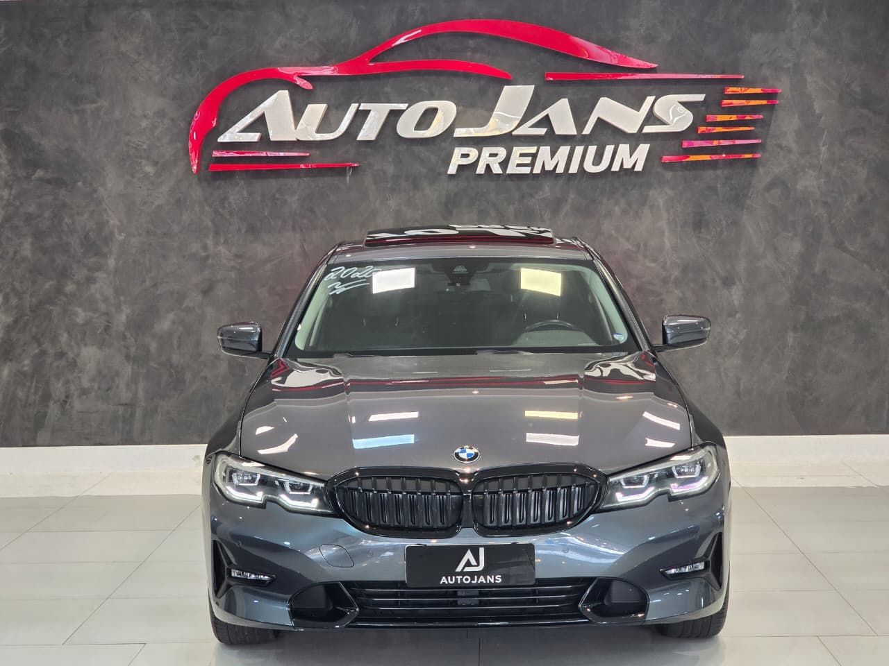 bmw 330i automatica 2.0 com teto solar 2020