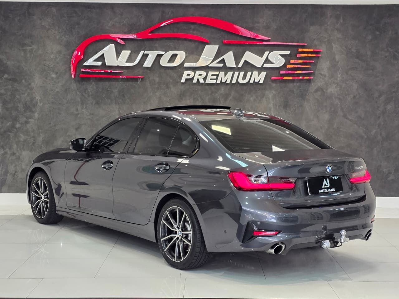 bmw 330i automatica 2.0 com teto solar 2020