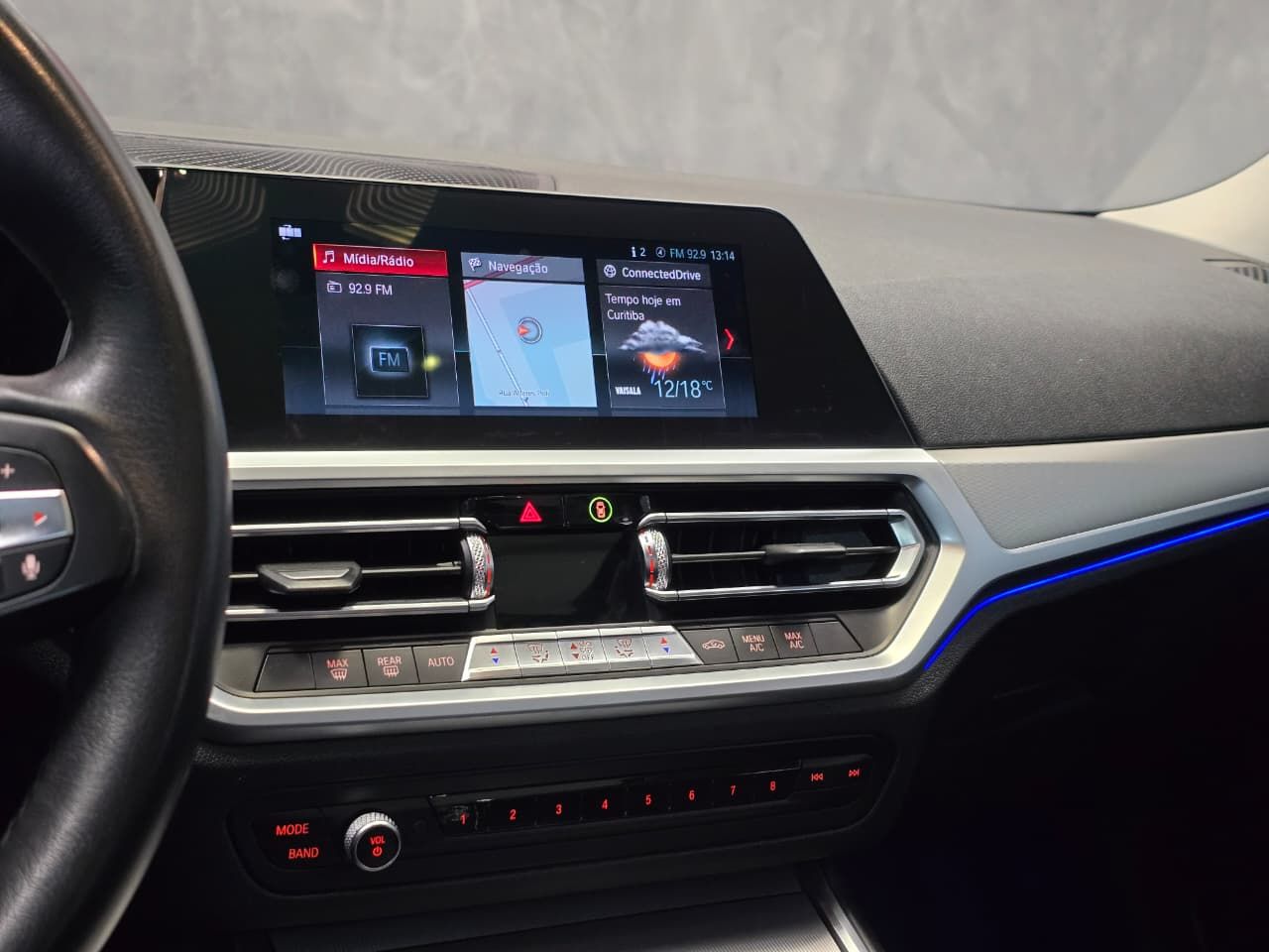bmw 330i automatica 2.0 com teto solar 2020