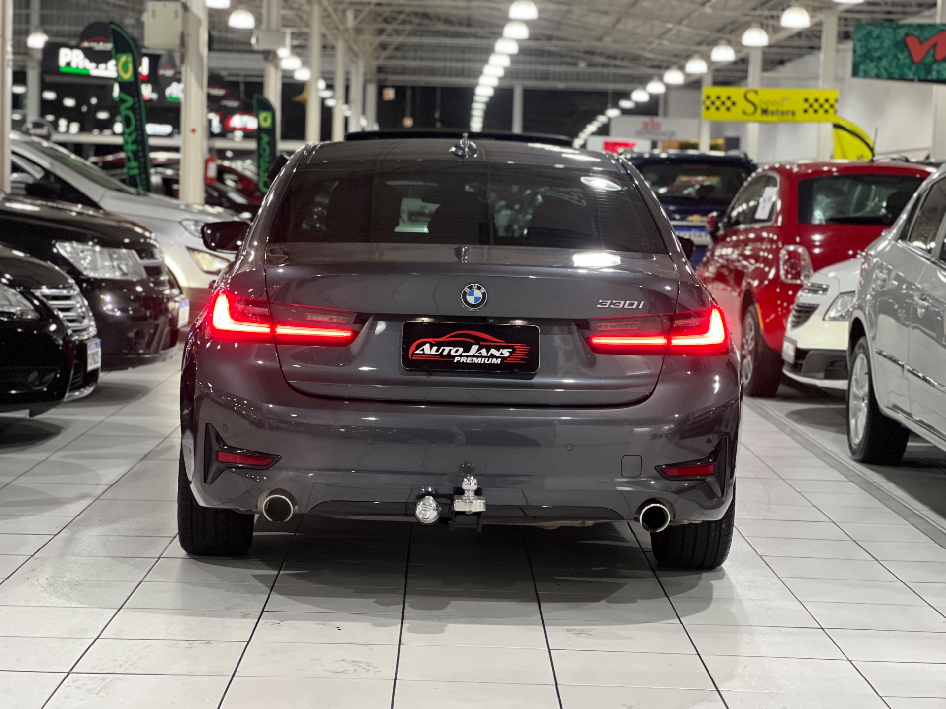 bmw 330i automatica 2.0 com teto solar 2020