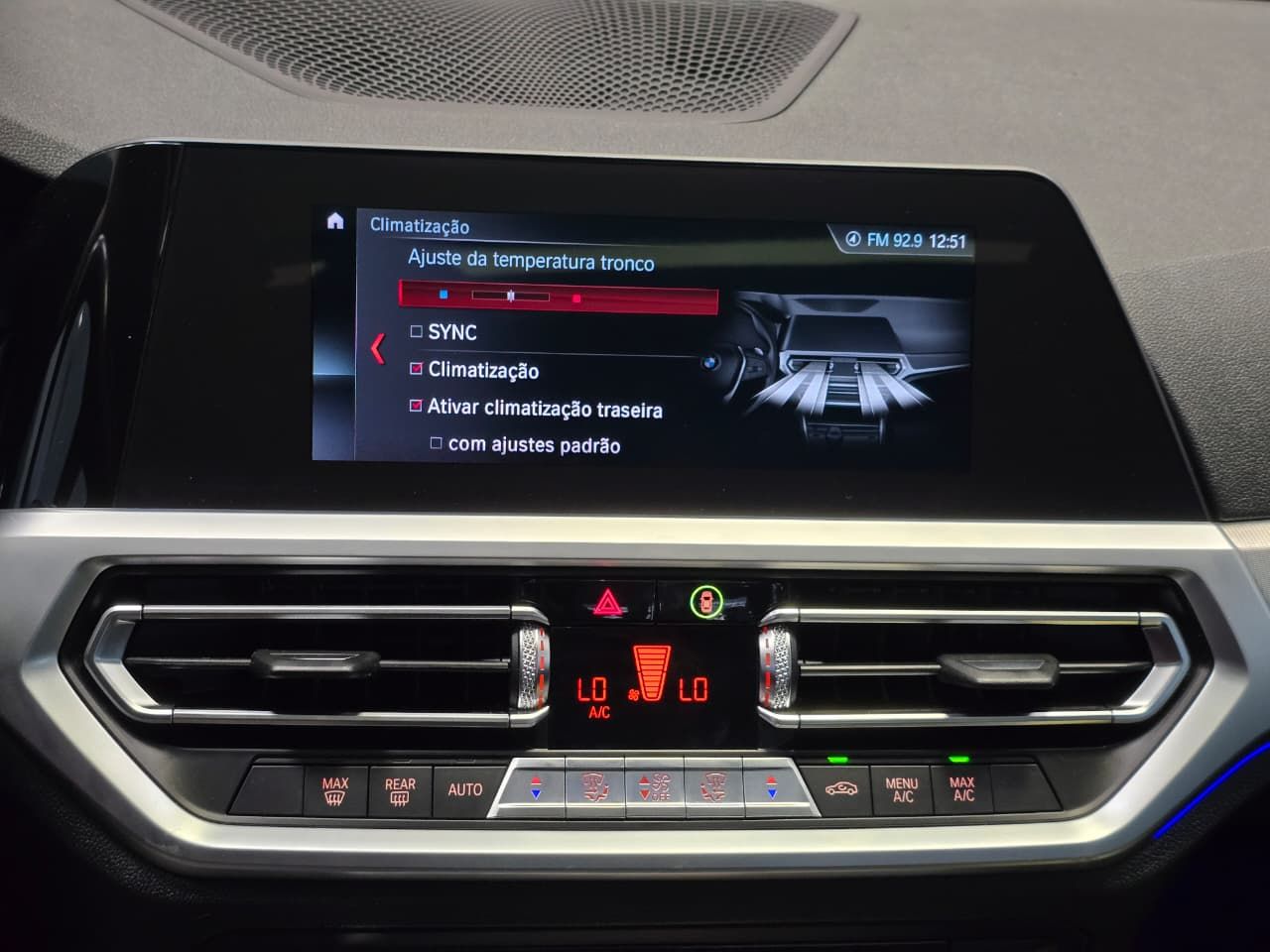 bmw 330i automatica 2.0 com teto solar 2020