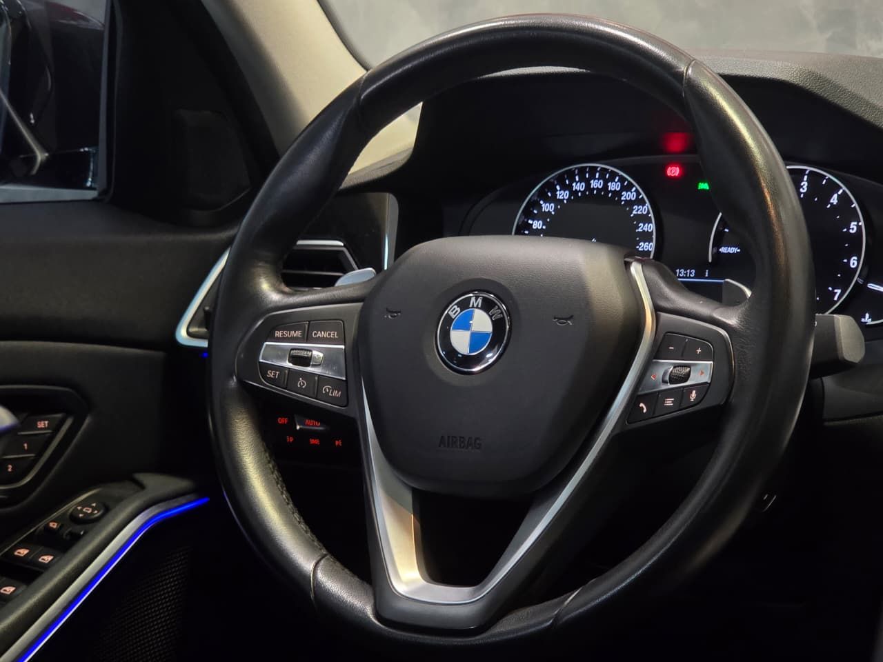 bmw 330i automatica 2.0 com teto solar 2020