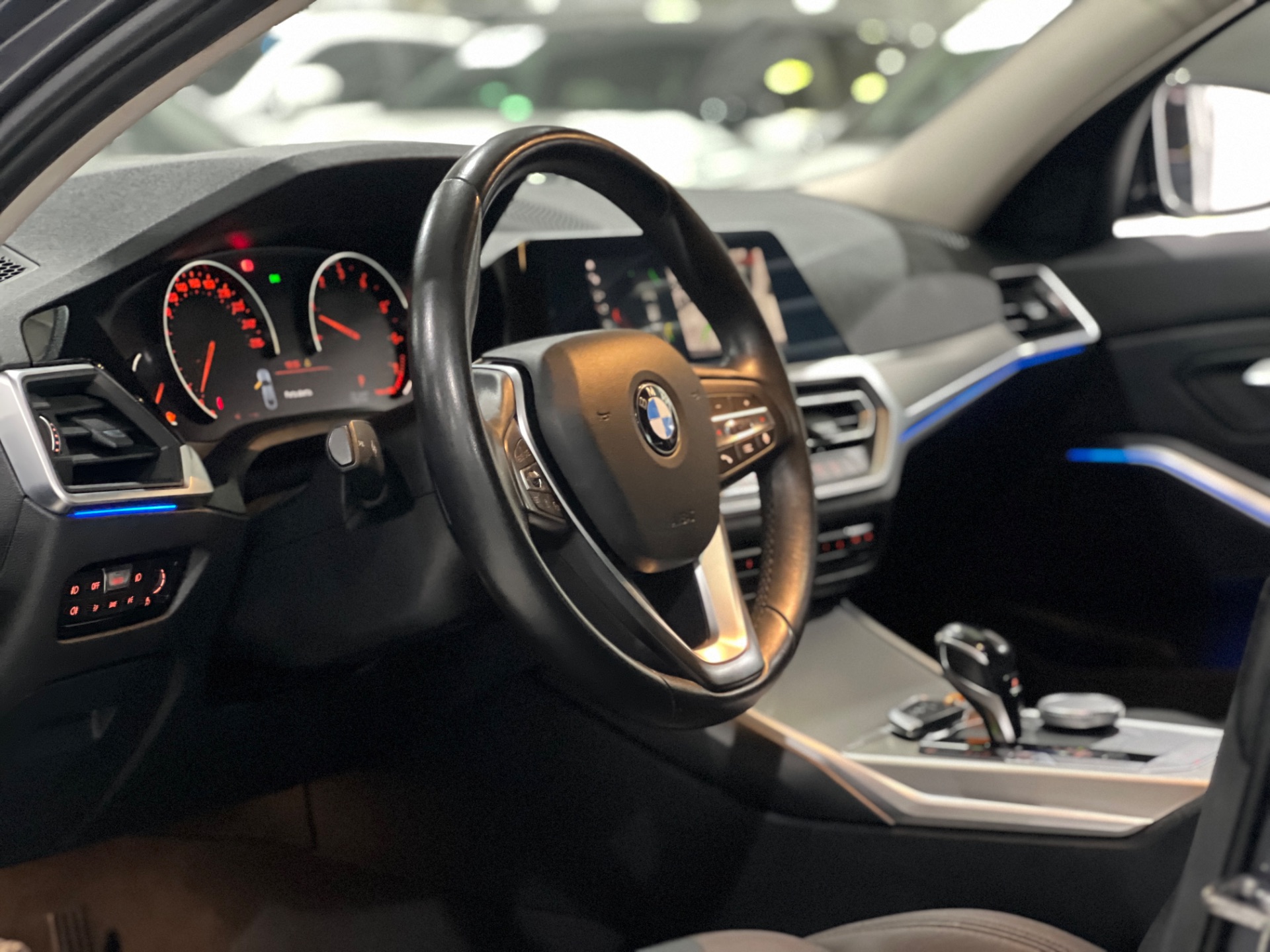 bmw 330i automatica 2.0 com teto solar 2020