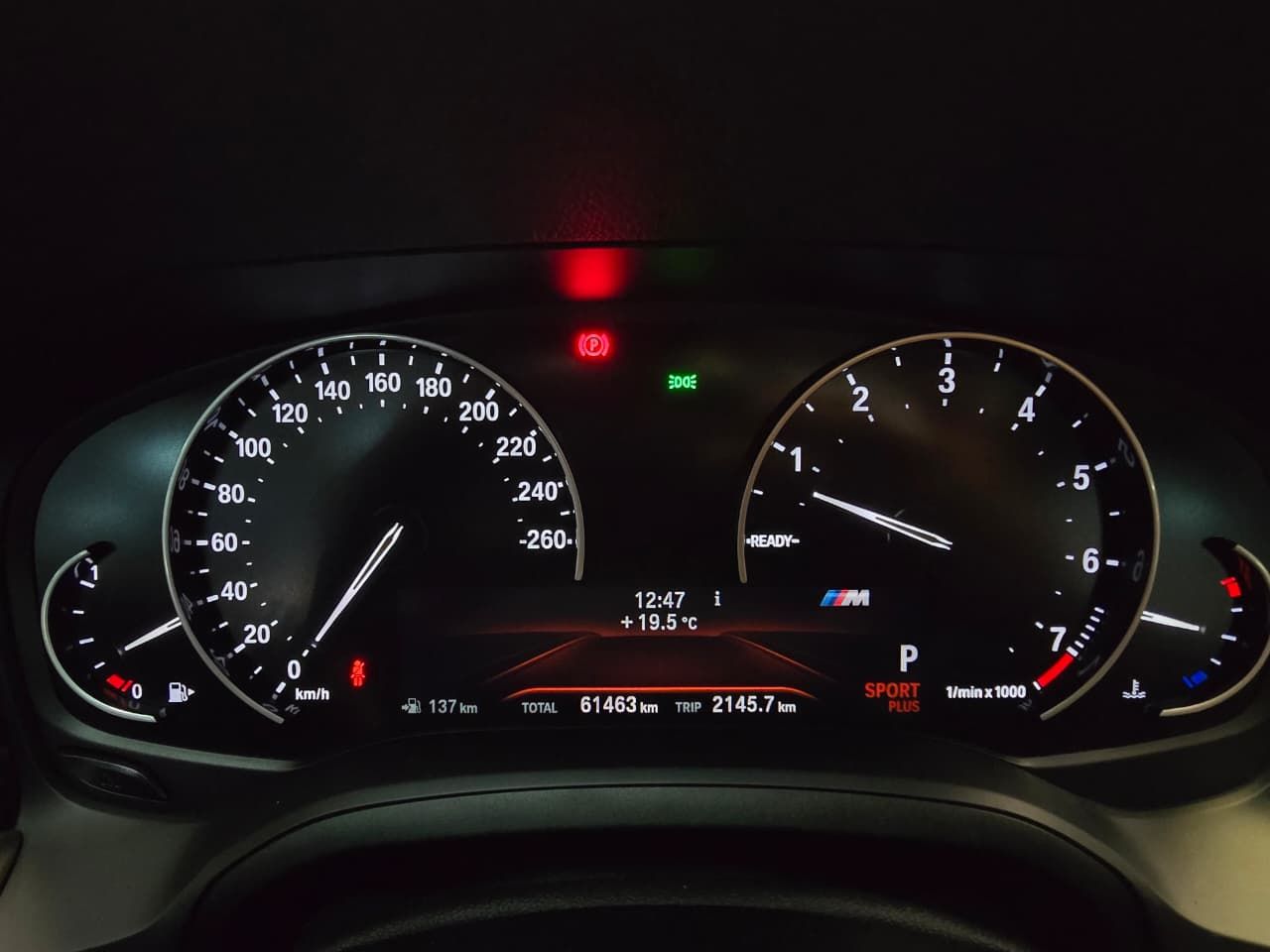 bmw 330i automatica 2.0 com teto solar 2020