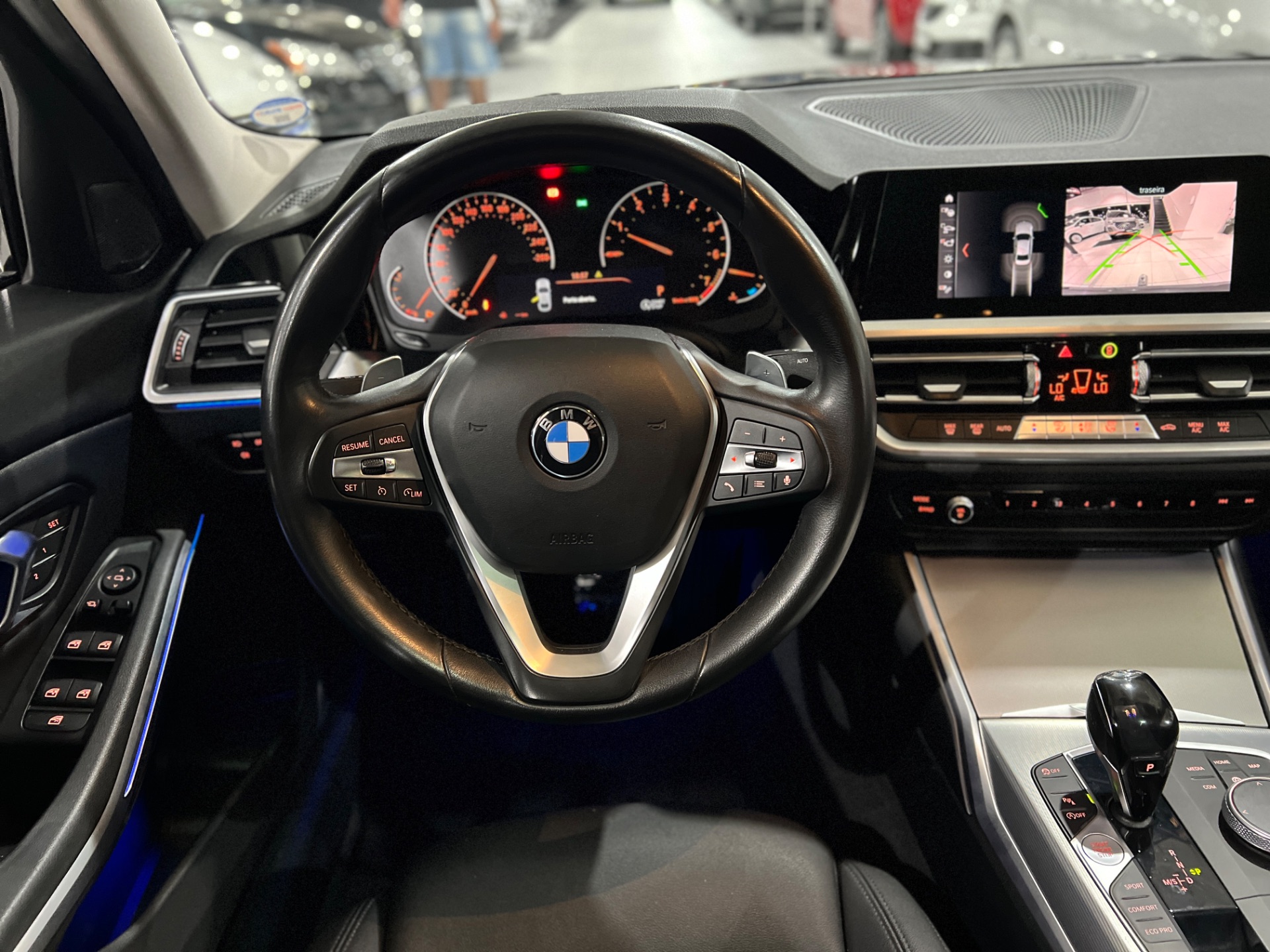 bmw 330i automatica 2.0 com teto solar 2020