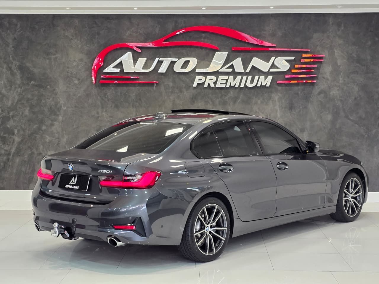 bmw 330i automatica 2.0 com teto solar 2020