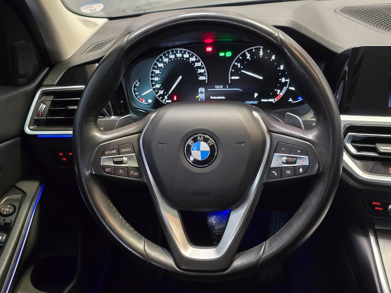 bmw 330i automatica 2.0 com teto solar 2020