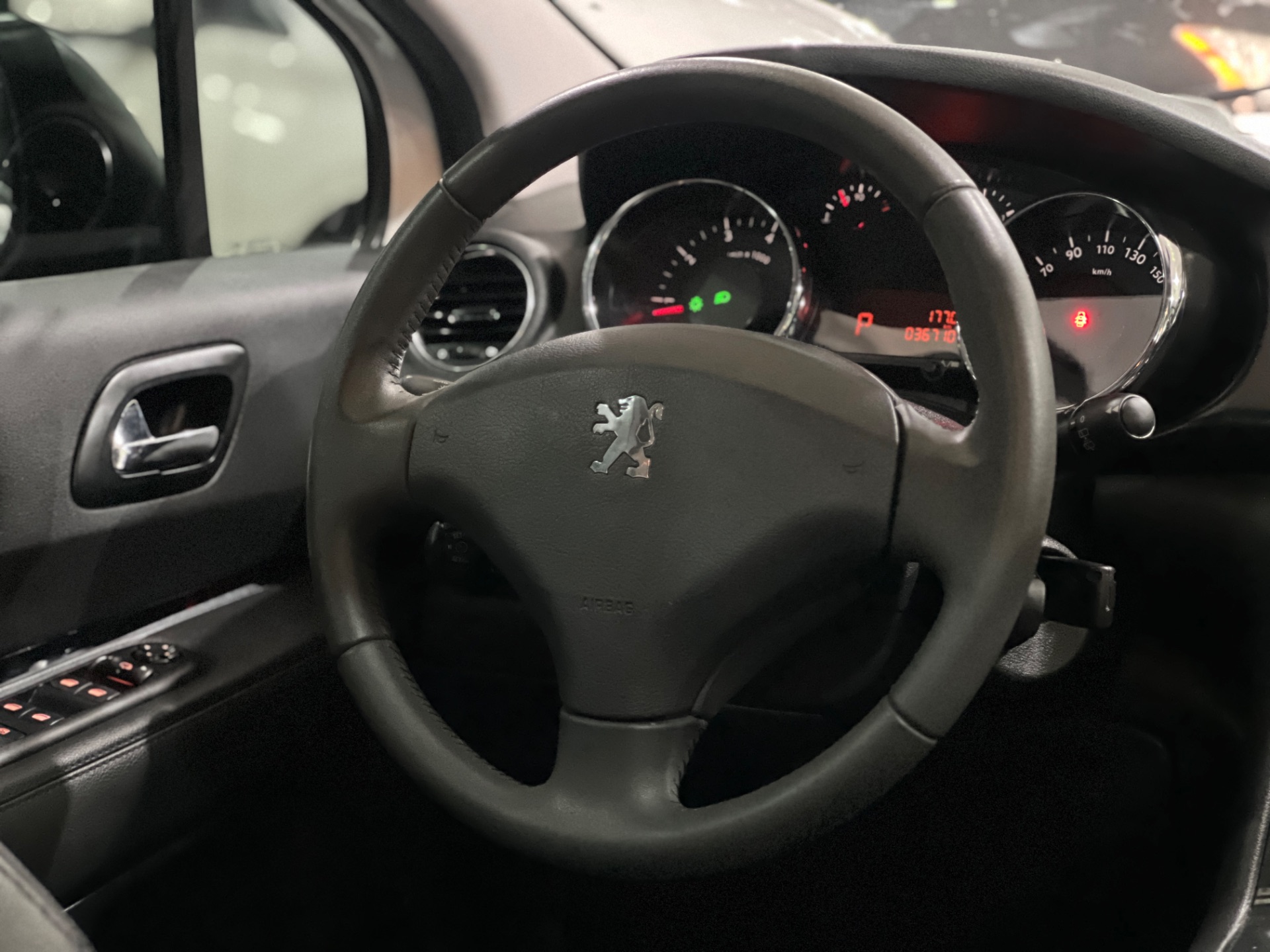 peugeot 3008 griffe 1.6 at km baixa 2014