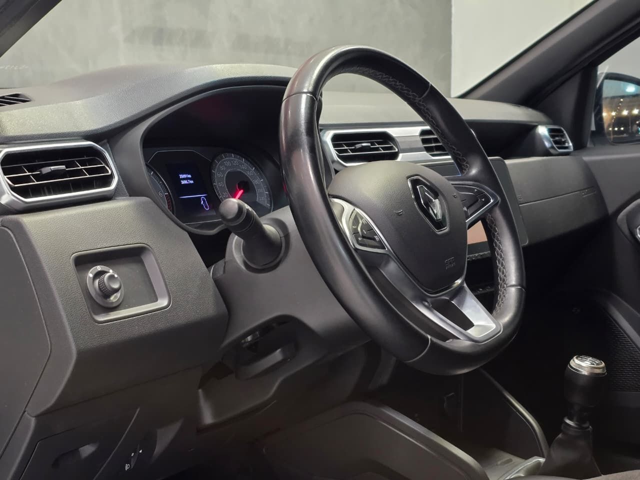 renault duster intp mt 2025