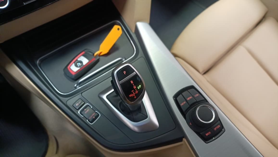 bmw 320i active flex motor 2.0 turbo ano 2018