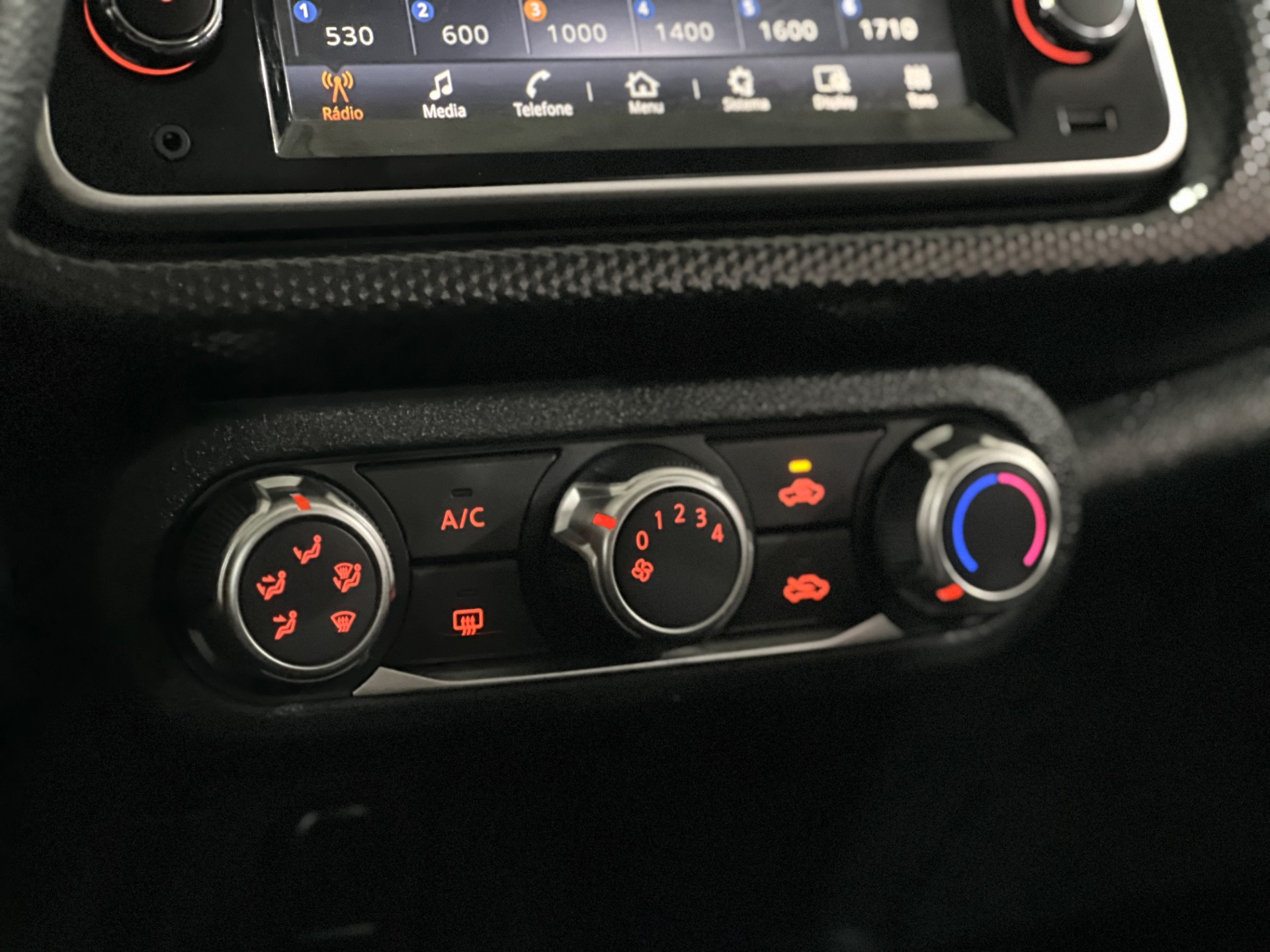 nissan kicks sense cvt 2024