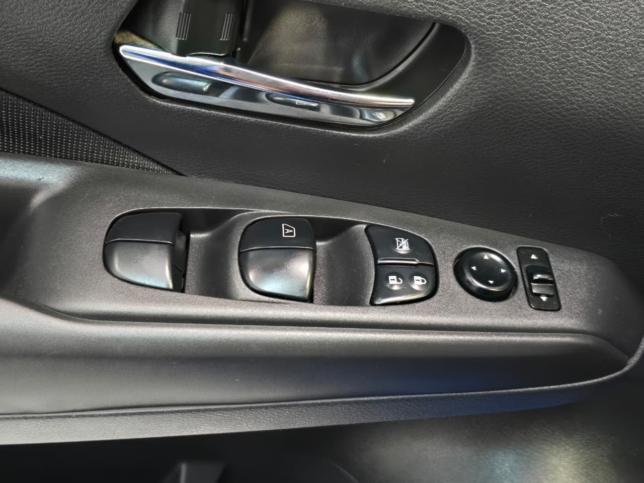 nissan kicks sense cvt 2024