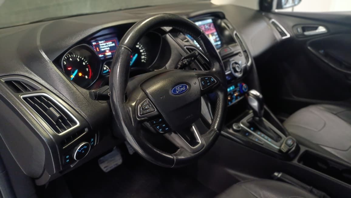 ford focus titanium 2.0 at ano 2016
