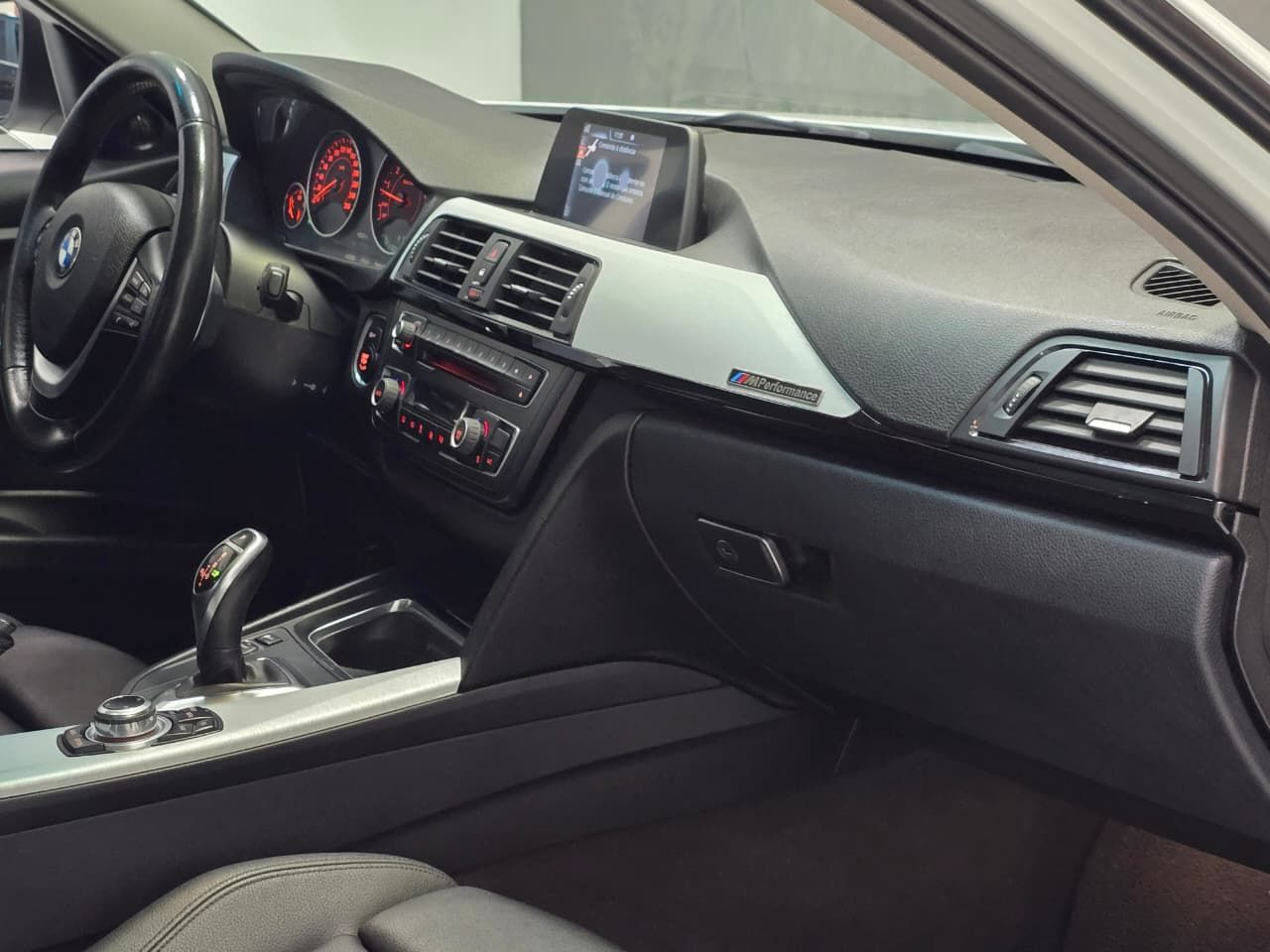 bmw 320i 2.0 turbo active com teto solar flex 2015