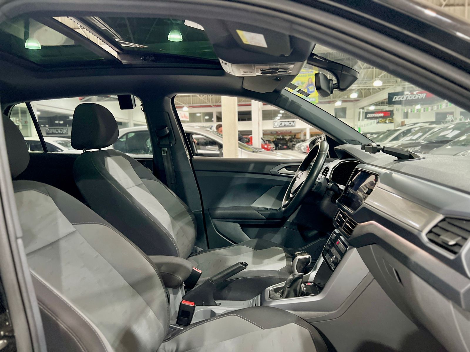 t cross comfortline 1.0 tsi com teto solar ano 2020