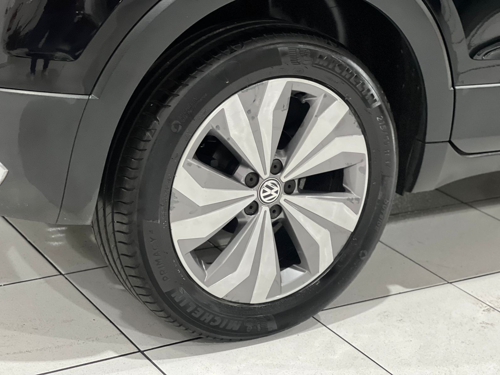 t cross comfortline 1.0 tsi com teto solar ano 2020