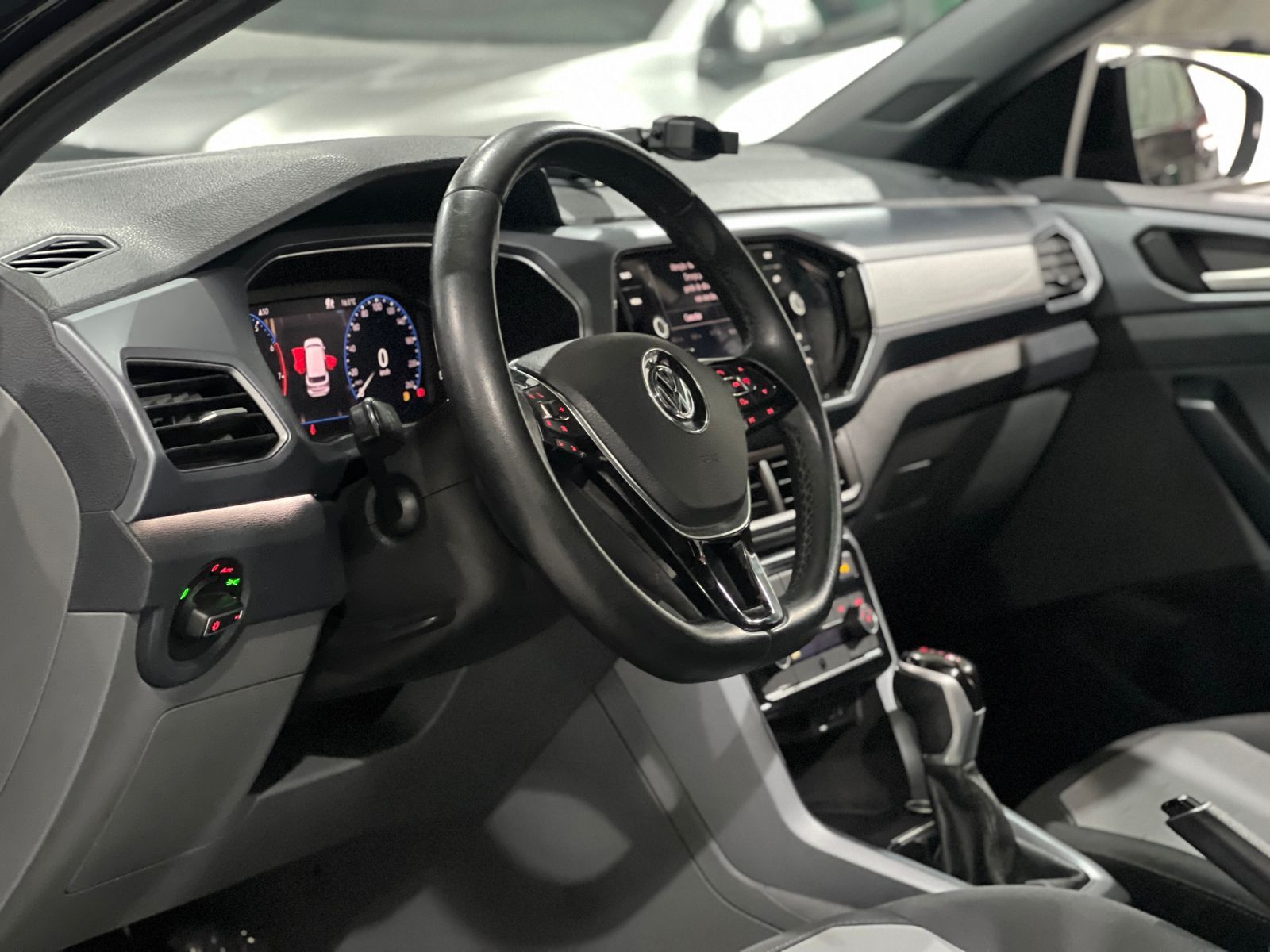 t cross comfortline 1.0 tsi com teto solar ano 2020