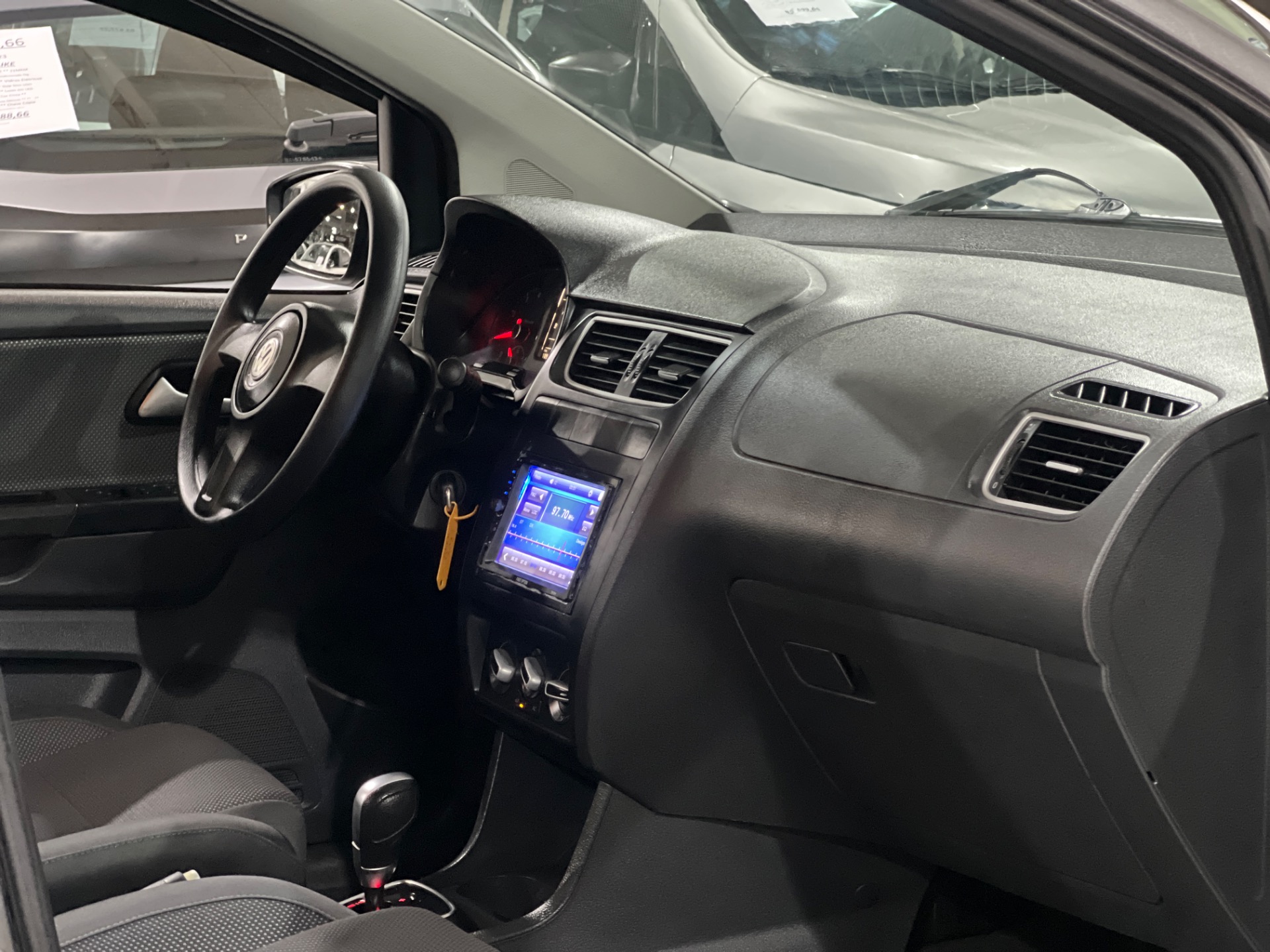 volkswagen fox 1.6 gii completo 2012