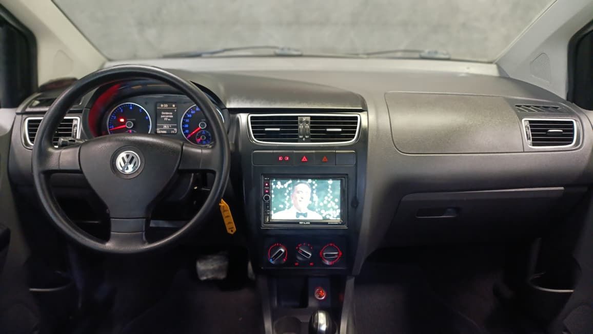 volkswagen spacefox sport.gii 2011