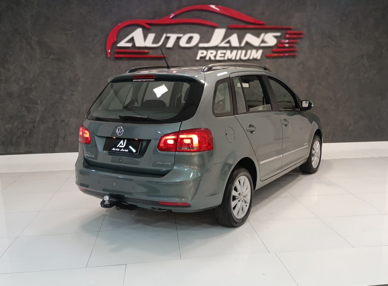 volkswagen spacefox sport.gii 2011