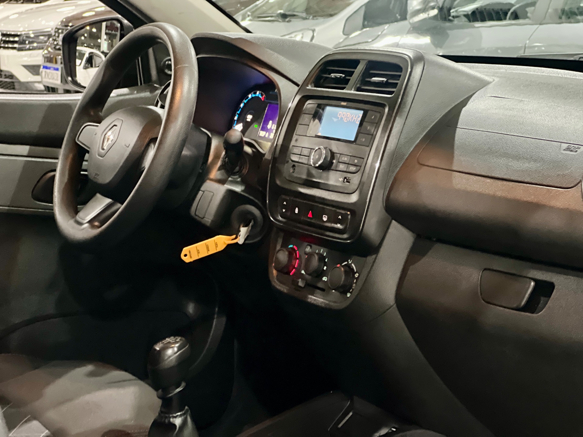 renault kwid zen 1.0 2025