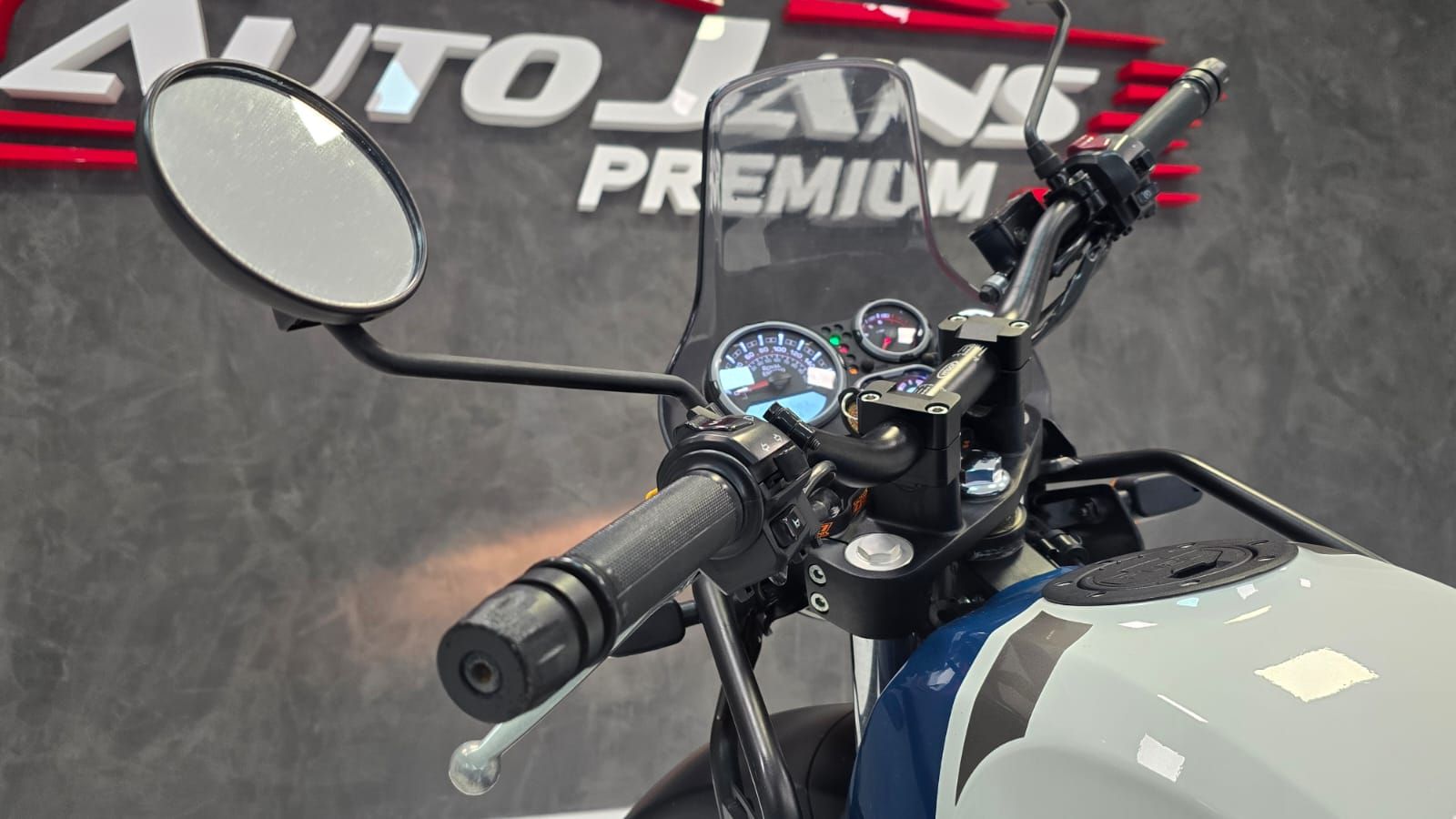 royal enfield royal enfiled himalaya 2022