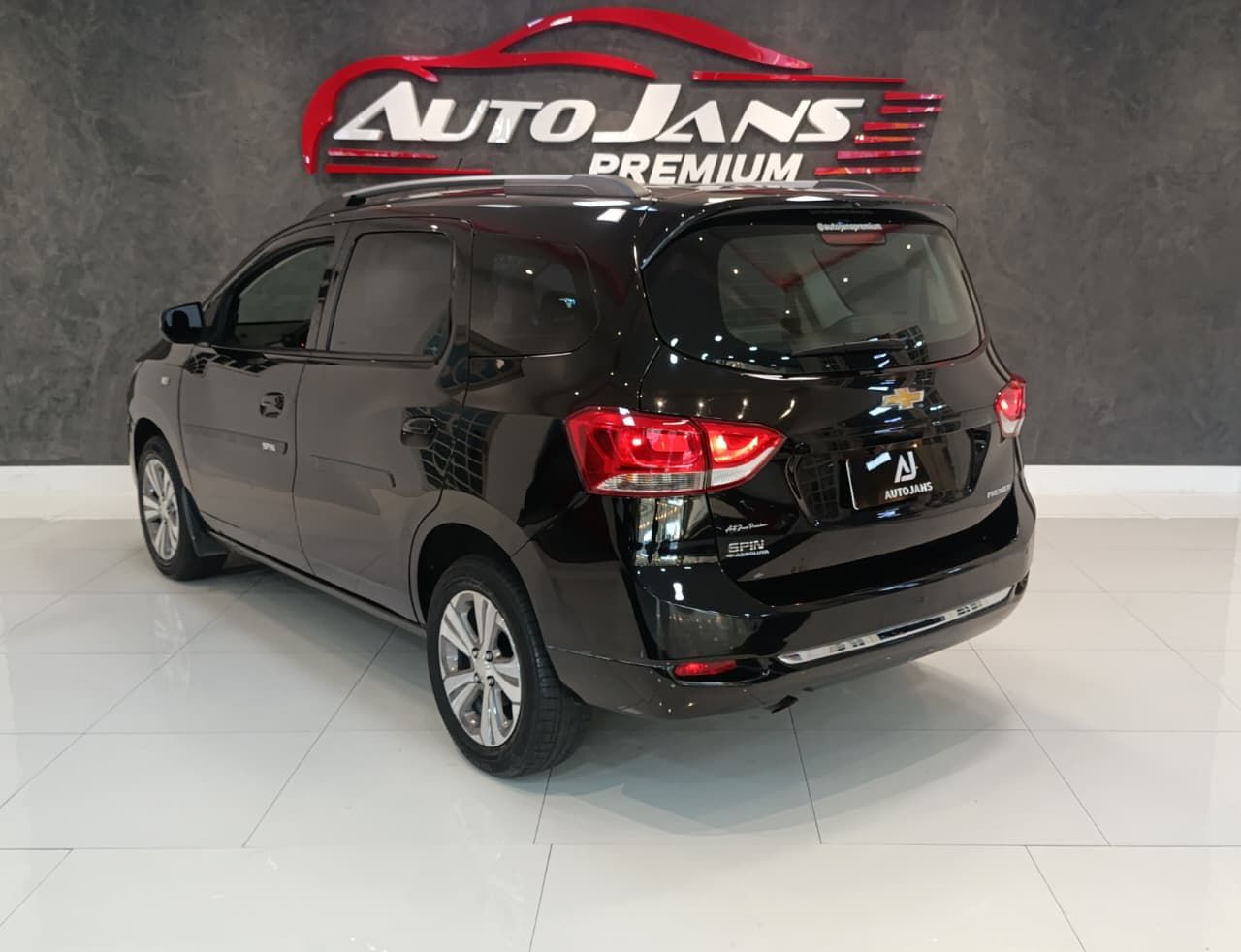 chevrolet spin 18l at premier 2023