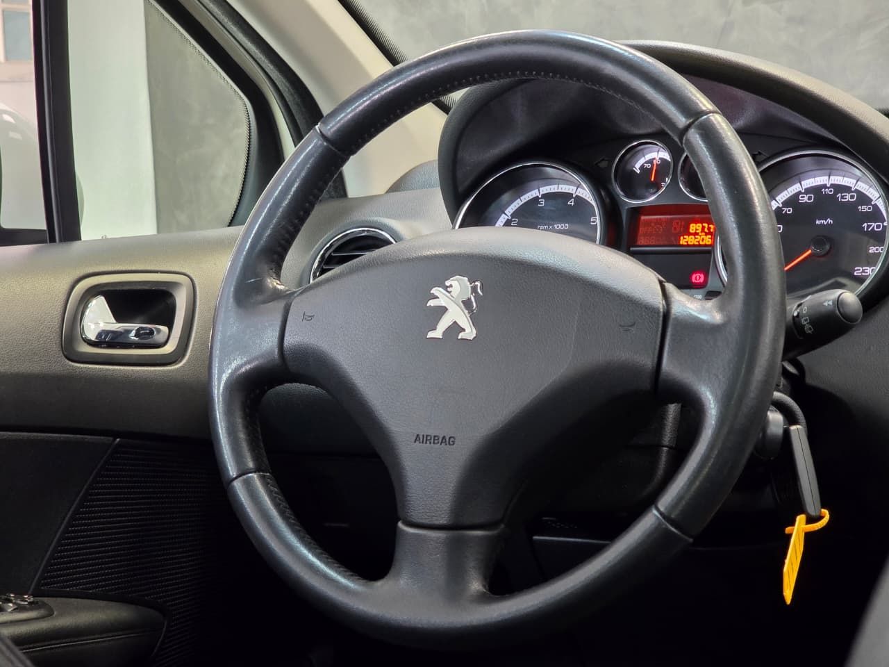 peugeot 308 active motor 1.6 mec 2015