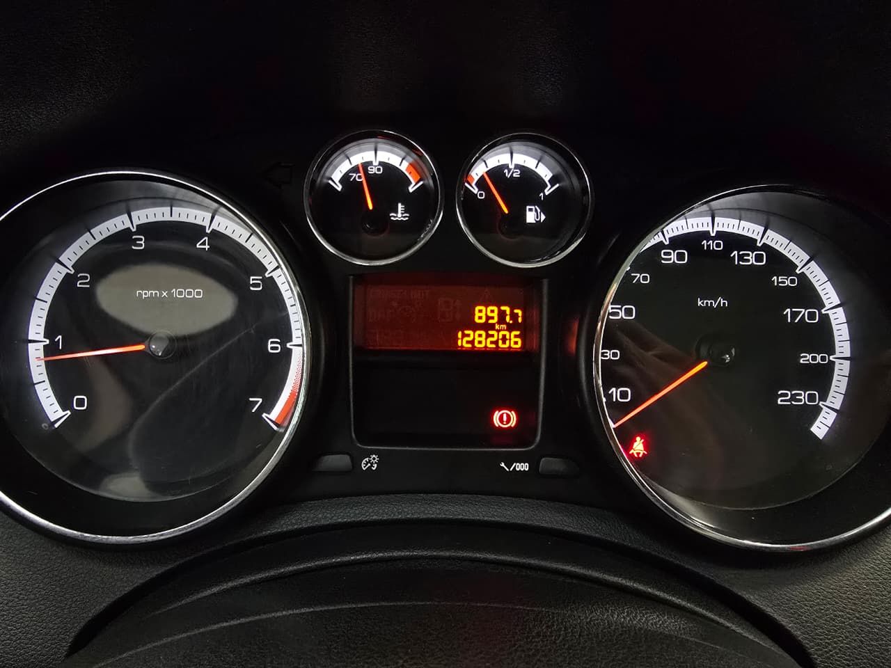 peugeot 308 active motor 1.6 mec 2015