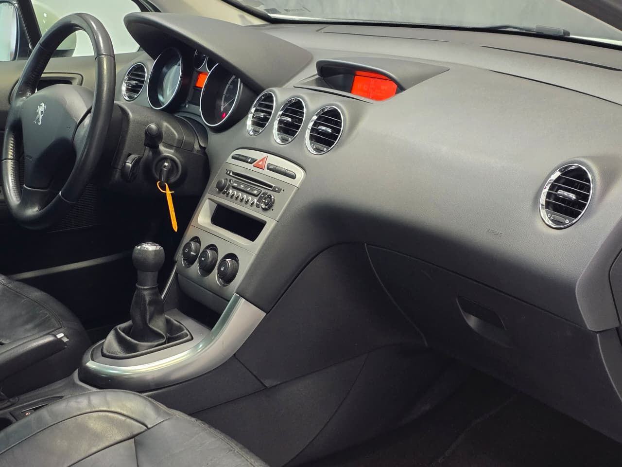peugeot 308 active motor 1.6 mec 2015