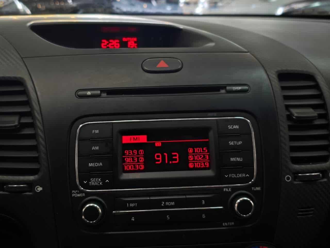 kia cerato 1.6 ano 2014