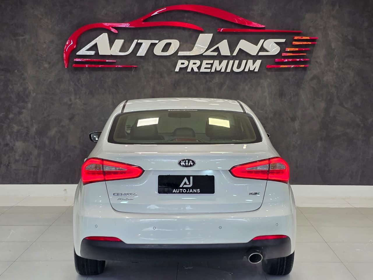 kia cerato 1.6 ano 2014