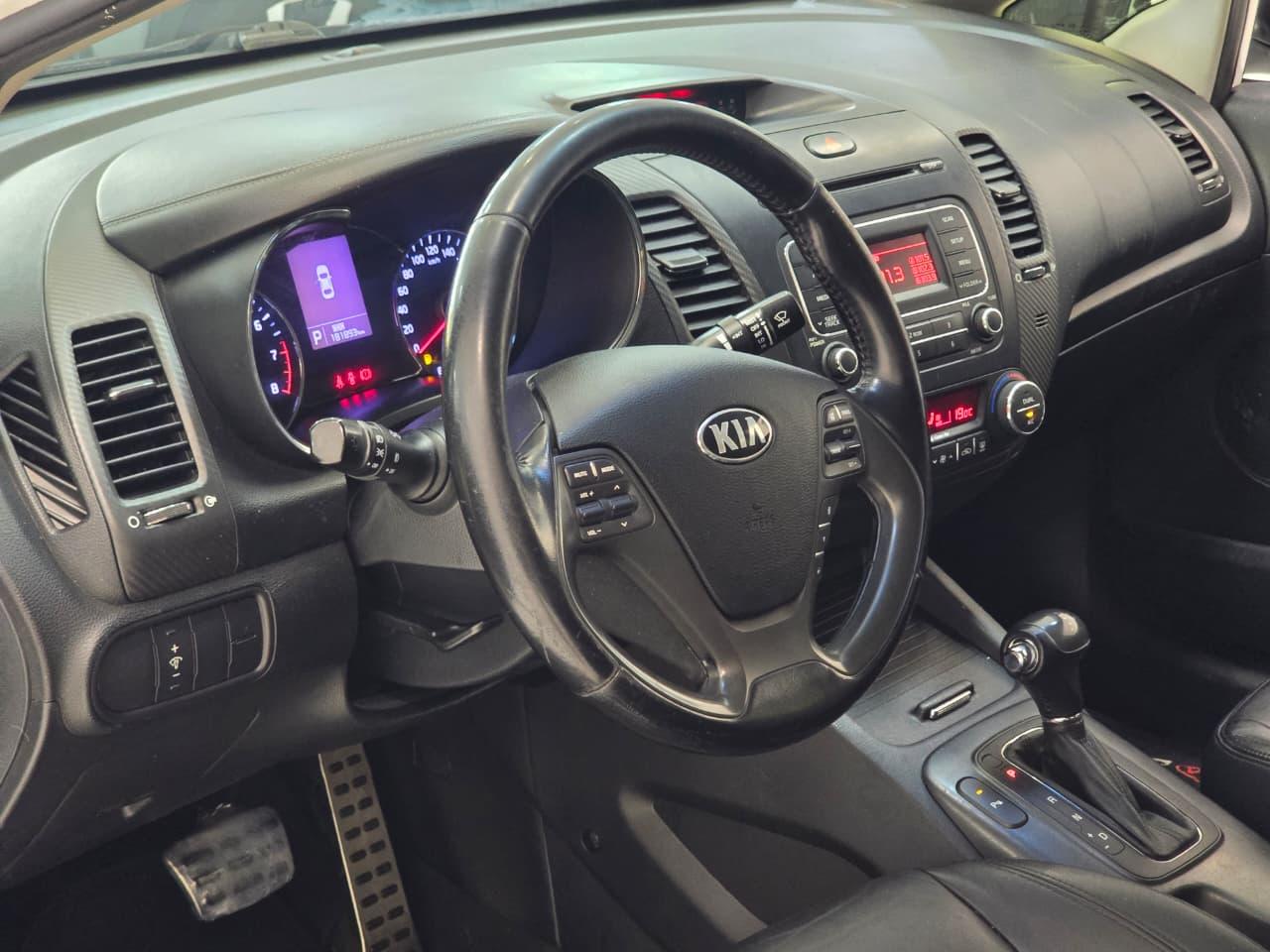 kia cerato 1.6 ano 2014