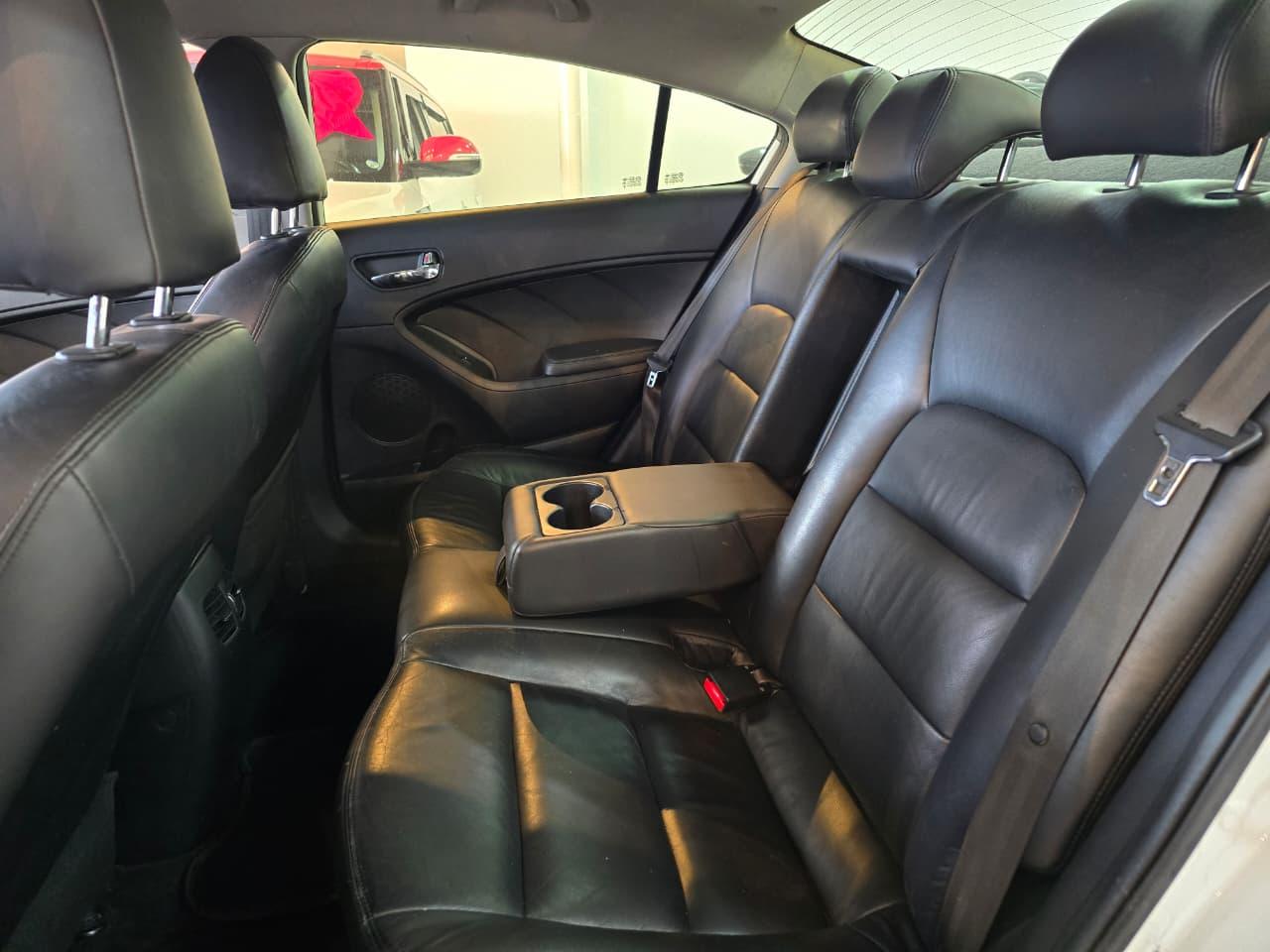 kia cerato 1.6 ano 2014