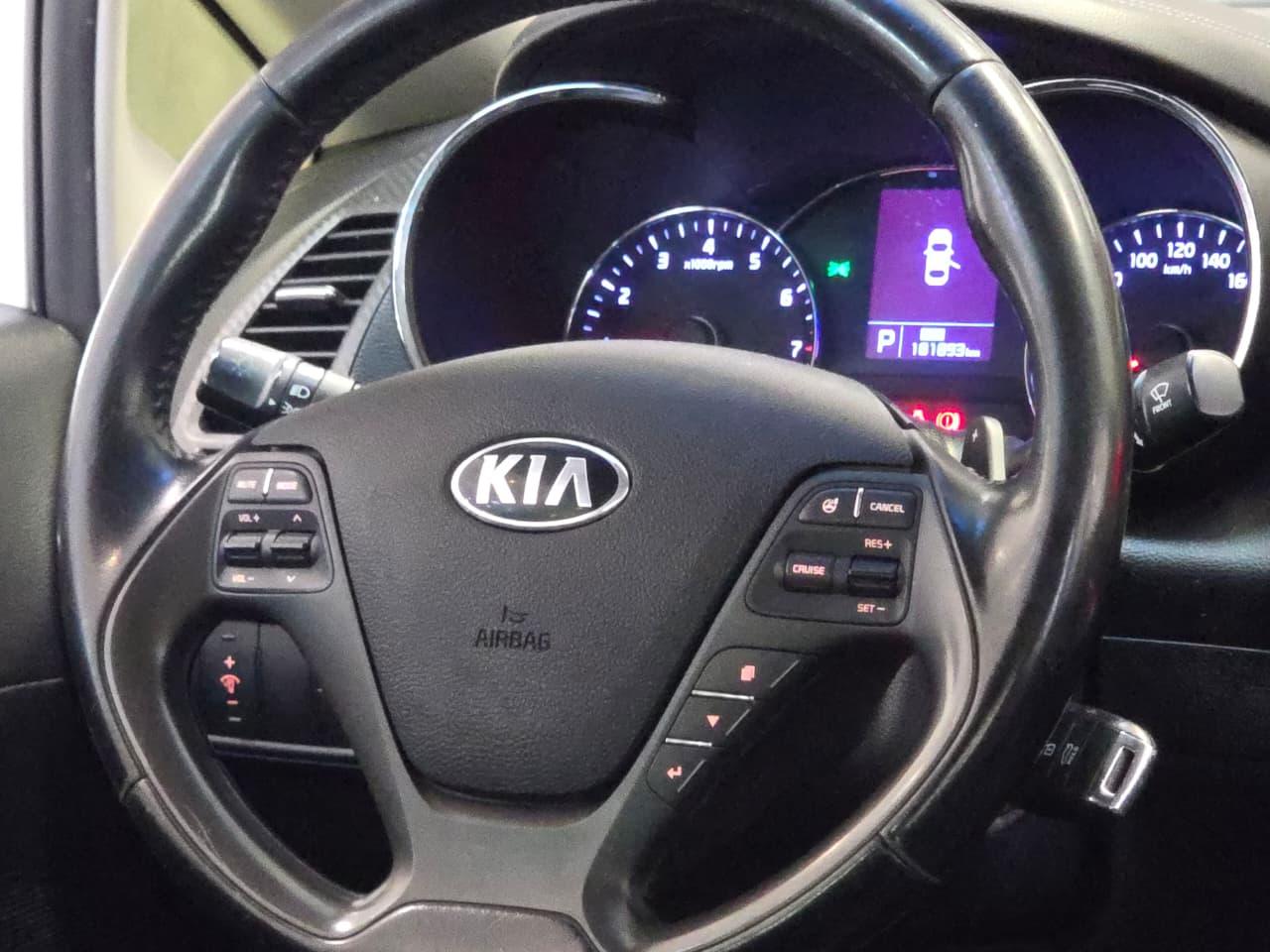 kia cerato 1.6 ano 2014