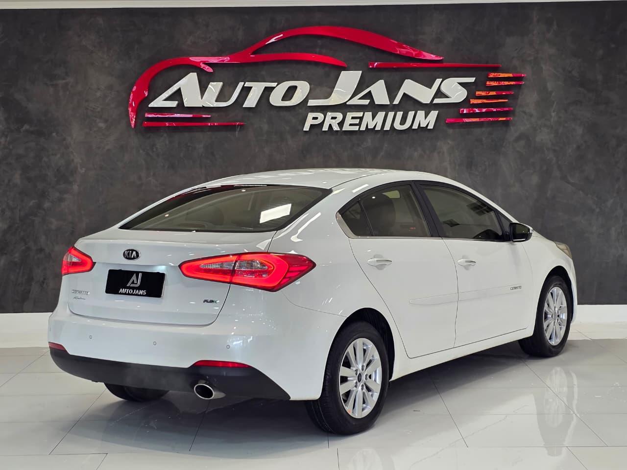kia cerato 1.6 ano 2014