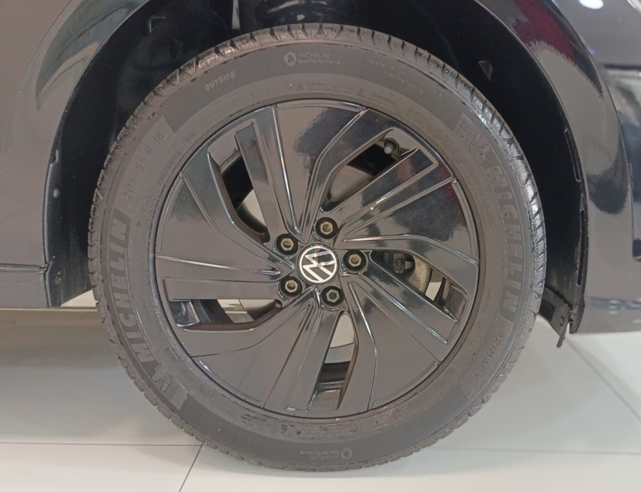 volkswagen polo highline 1.0 tsi 2024