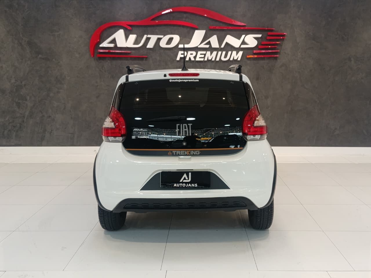 fiat mobi trekking 1.0mt 2025