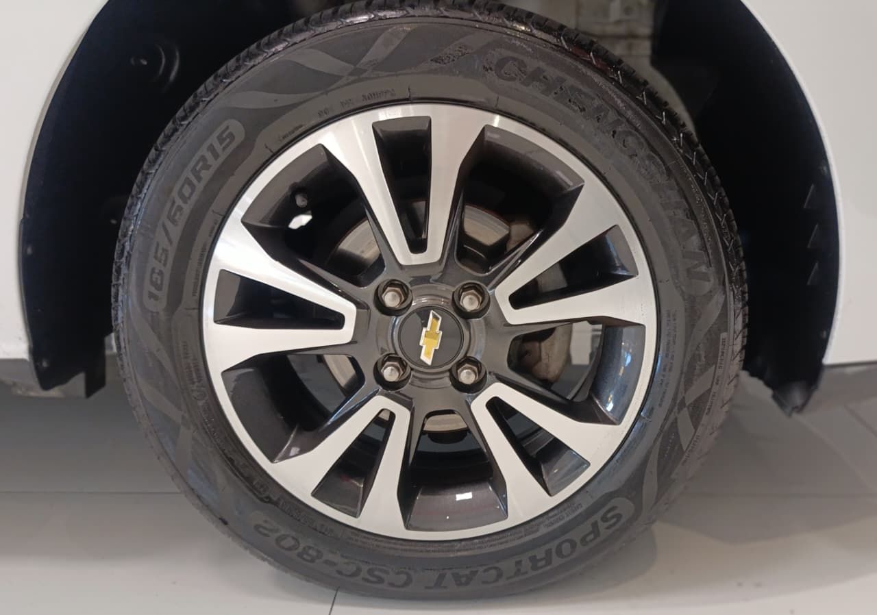 chevrolet onix 1.4mt ltz 2015