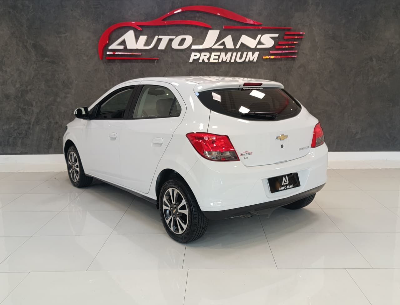 chevrolet onix 1.4mt ltz 2015