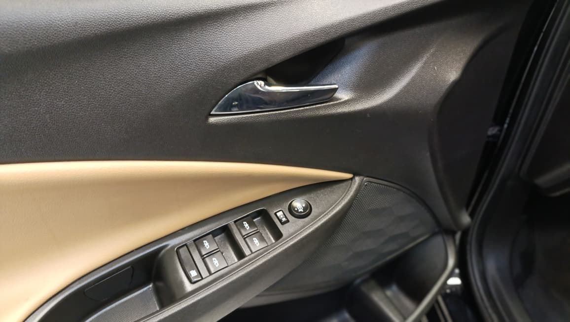 chevrolet onix plus premier 2 1.0turbo aut ano 2020