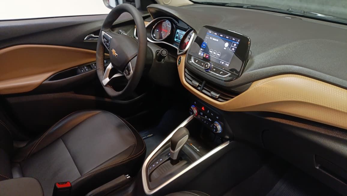 chevrolet onix plus premier 2 1.0turbo aut ano 2020