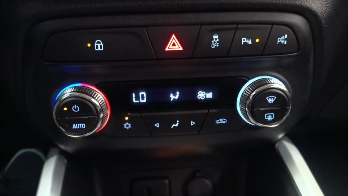 chevrolet onix plus premier 2 1.0turbo aut ano 2020