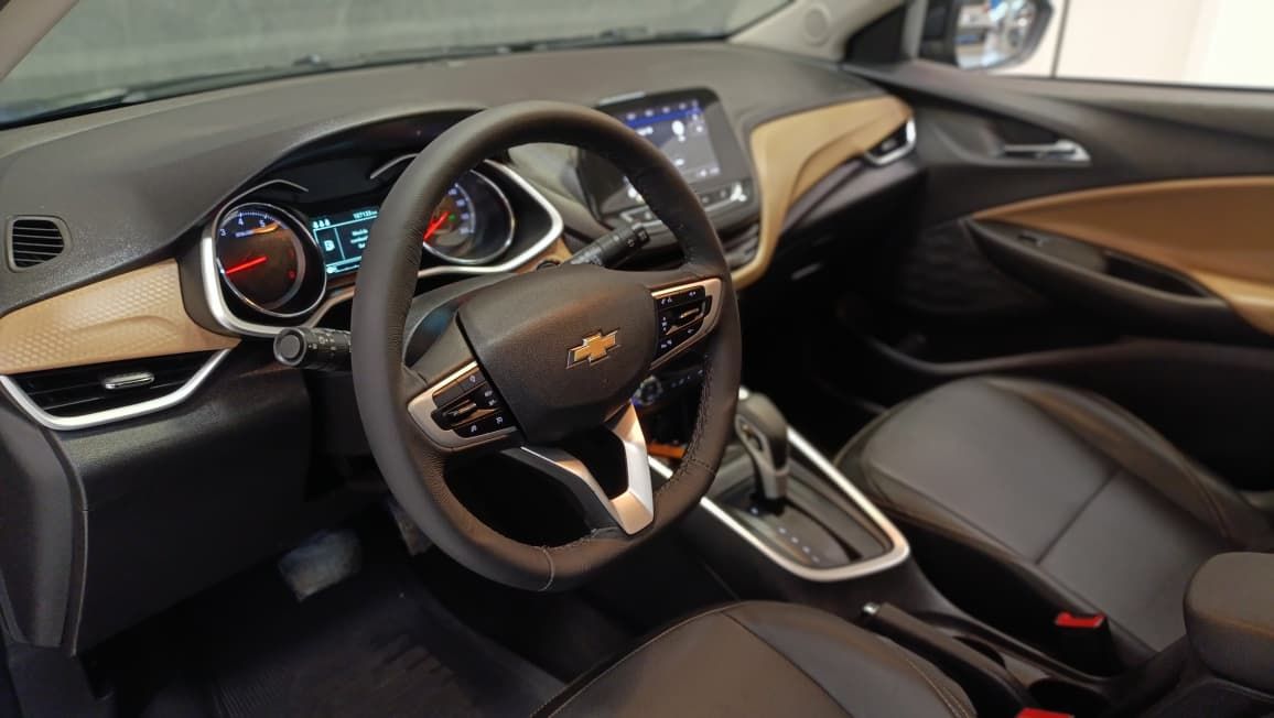 chevrolet onix plus premier 2 1.0turbo aut ano 2020