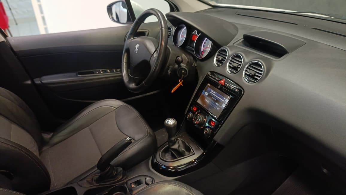 peugeot 308 allure 2016