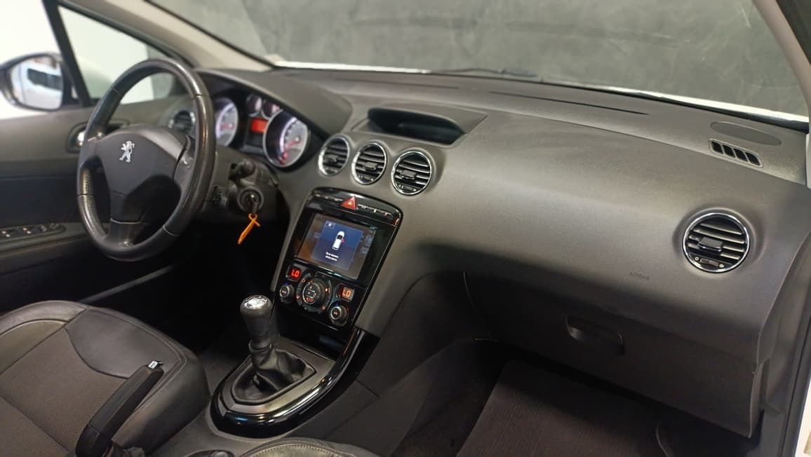 peugeot 308 allure 2016