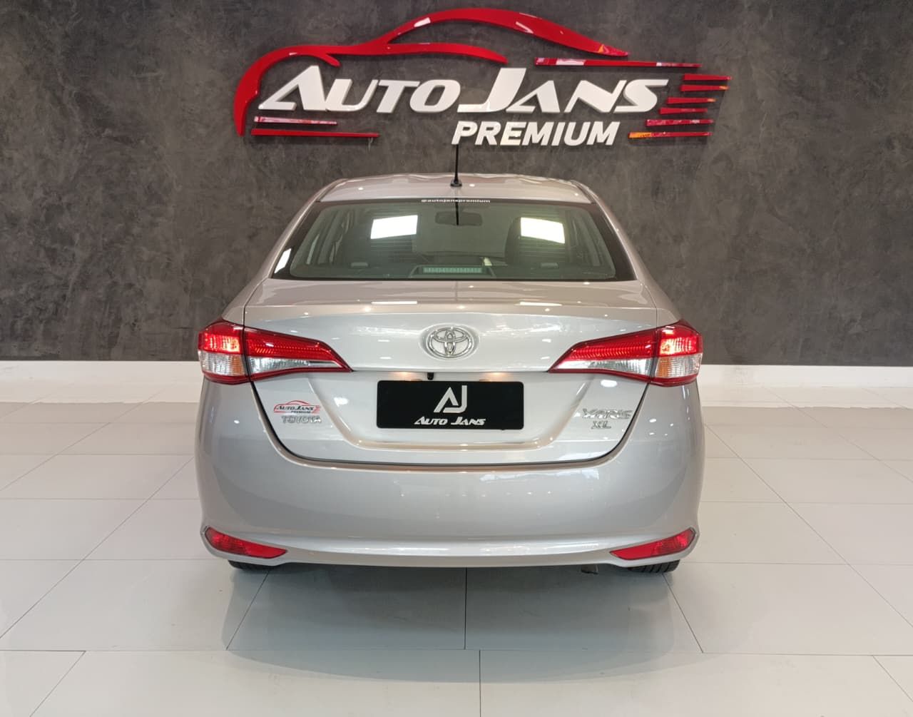 toyota yaris sd xlplusat 2019